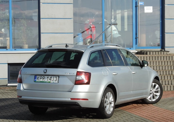 Skoda Octavia cena 47970 przebieg: 188000, rok produkcji 2019 z Bieruń małe 254